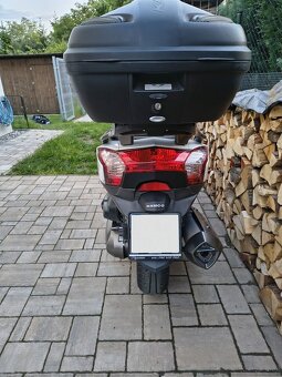 Kymco Downtown 300i - 7