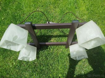Prodám závěsný lustr (4) +Led žárovky - 7