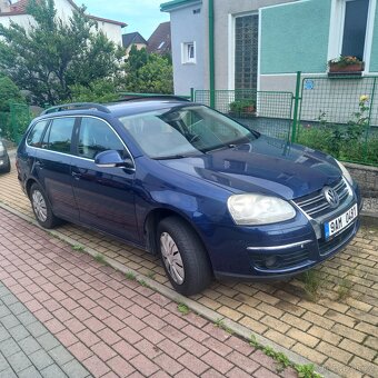 Vw Golf variant 1,6 mpi 75 kw - 7