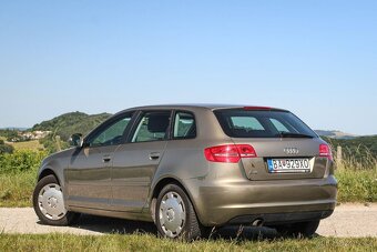 Audi A3 1.6 Sportback 75KW 1MAJITEL - 7