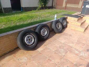 Pneumatiky na discich 215/65 R15 C Ford Transit custom - 7