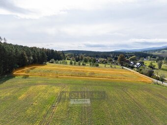 Prodej pozemku pro bydlení s projektem, 5 340 m2 - Hradce - 7