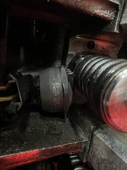 Hlava BMM komplet nastrojena se vstřiky - 7