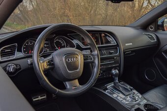 Audi RS5 V8 quattro - 7