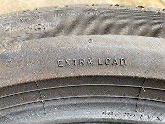 Pneu 245/45 R18 - 7