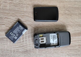 TLAČÍTKOVÝ MOBILNÍ TELEFON NOKIA 1600 (RH-64) - 7