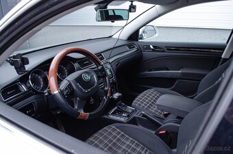 Škoda Superb Combi 2.0 TDI DSG - 7