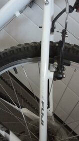 Fuji Nevada 19 " - 7