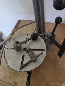 Narex vrtačka se stojanem - 7