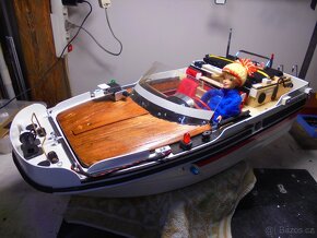 MOTOROVÝ ČLUN 700 MM S RC RÁDIEM - 7