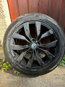 Volkswagen touareg R-LINE kola, 9Jx20H2 ET 57, 275/45 R20 - 7