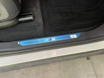 BMW XM - 7