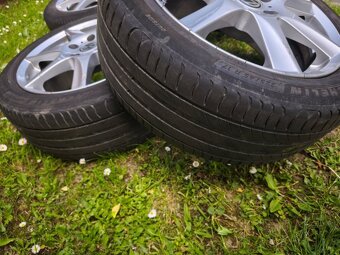 Alu kola VW R17 5x112 ET45, pneu 225/45 R17 Michelin - 7