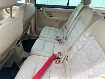 VW Touran č. 1176 - 7
