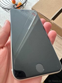 iPhone se 2022 128gb záruka Smarty - 7