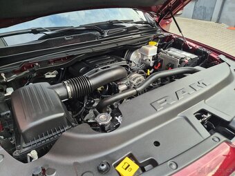 DODGE RAM 1500 5,7 HEMI BLACK WIDOW 39000km - 7