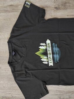 Set 2 mikina a 2 triček vel. 146/152 - 7