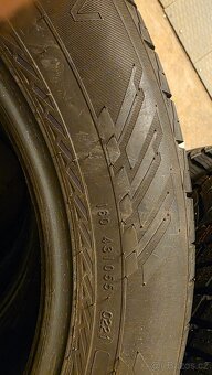 Prodám 4ks pneu Nokian 235/55 R18 104 V XL zimní - 7