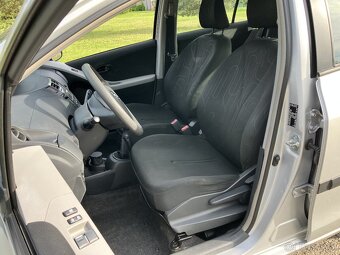 TOYOTA YARIS 2008 1.0 51KW BENZÍN - 7