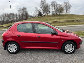 Prodám Peugeota 206, nájezd 130 XXX km - 7