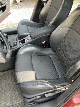 Prodej auta Renault Laguna Grandtoure N1 - 7