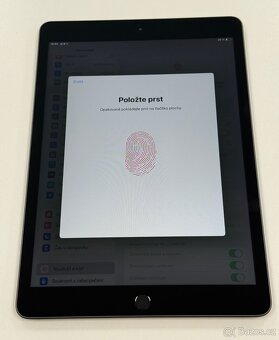 iPad 8 generace (2020) - 32GB ✅ TOP STAV - 7