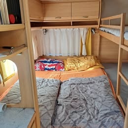 Karavan Dethleffs Camper - 7