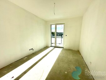 Prodej, byt 4+kk, 99 m², balkón 20,65 m², 2 parkovací stání, - 7