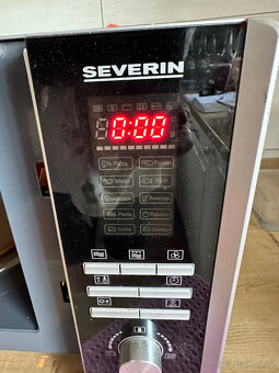Mikrovlnná trouba Severin 9675 - 7
