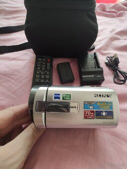 Sony handycam DCR-SX45 E - 7