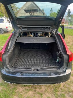 Volvo V90 D4 Inscription AWD | Panorama, PilotAssist - 7