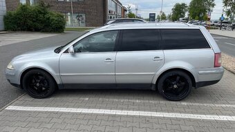 Volkswagen Passat 2,5 TDI V6 120 KW 6 kvalt - 7