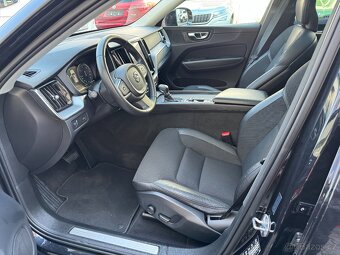 Volvo XC60 2.0 AWD 140kW Geartronic Panorama Kamera Tažné - 7