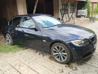 BMW E90 320D - 7