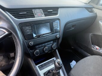 Predam skoda octavia 1.6. tdi manual - 7
