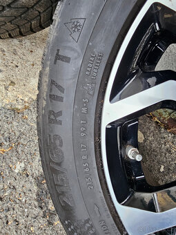 KIA Sportage - alu Dezent R17 pneu Conti 215/65 zimní sada - 7