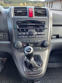 Honda CRV 2,0 ELEGACE 4WD - 7