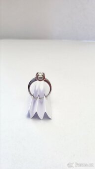 Prsten s diamantem z bílého zlata. - 7