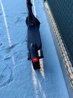 Elektrokoloběžka Segway Ninebot F2 E - 7