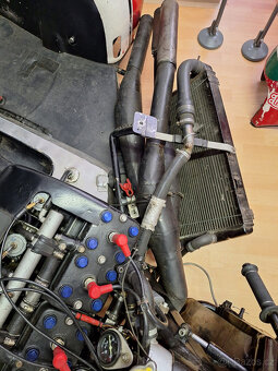 Silniční závodní sidecar - 7