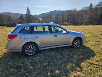 Subaru Outback 2.0D - 7