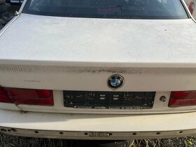 BMW E34 - 7