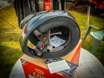 HELMA NA MOTORKU BELL - TOP - 7