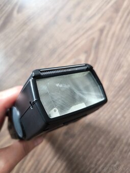 Elektronický blesk Yongnuo YN467II SPEEDLITE TTL pro Nikon - 7