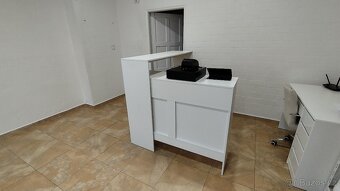 Barový stůl / Prodejní pult - 7