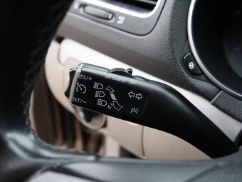 Volkswagen Golf 1.6TDi , 77 kW nafta, 2011 - 7