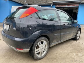 Ford Focus, benzin 1.6 Zetec 74kW rok 2001 - 7