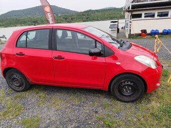 Toyota Yaris - 7