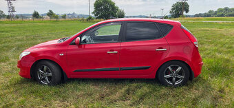 Hyundai i30 1.6CRDi 110kW hatchback - 7