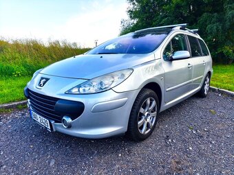 Peugeot. 307. 1.6 HDI 7 míst k sezení - 7